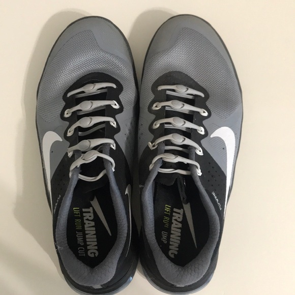 Women’s Nike Metcon 3 - Picture 1 of 3